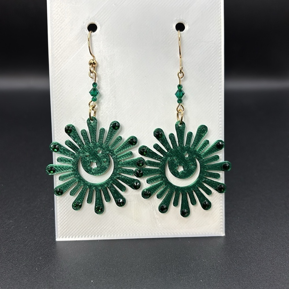 Green Sunburst Earrings - Picture 3 of 6